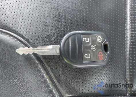 2013 Ford Taurus Limited z USA, uszkodzony, nr VIN 1FAHP2F88DG118906